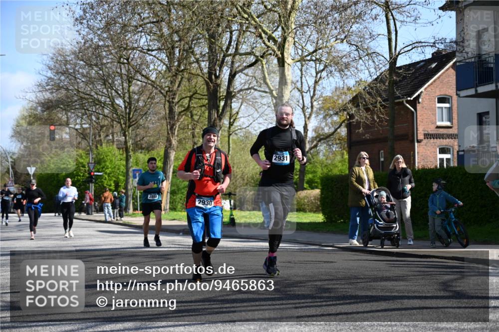 12.04.2026 - 45. Internationalen Wilhelmsburger Insellauf J. Mangold http://msf.ph/oto/9465863 12.04.2026 10:59:24 Ziel 4896, 2308, 5419, 2931, 2930, 4004, 2858, 5699, 5698, 4101, 2529, 3194, 3367, 3468, 2665, 2988, 4289, 3723, 3797, 3727 meine-sportfotos.de