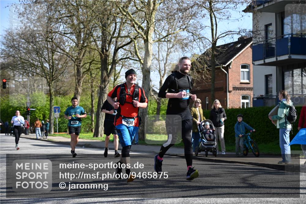 12.04.2026 - 45. Internationalen Wilhelmsburger Insellauf J. Mangold http://msf.ph/oto/9465875 12.04.2026 10:59:24 Ziel 4896, 2308, 5419, 2931, 2930, 4004, 2858, 5699, 5698, 4101, 2529, 3194, 3367, 3468, 2665, 2988, 4289, 3723, 3797, 3727 meine-sportfotos.de