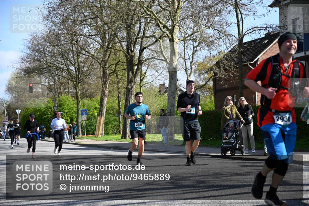 12.04.2026 - 45. Internationalen Wilhelmsburger Insellauf J. Mangold http://msf.ph/oto/9465889 12.04.2026 10:59:25 Ziel 4896, 2308, 5419, 2931, 2930, 4004, 2858, 5699, 5698, 4101, 2529, 3194, 3367, 3367, 3468, 2665, 2988, 4289, 3723, 3797, 3727 meine-sportfotos.de