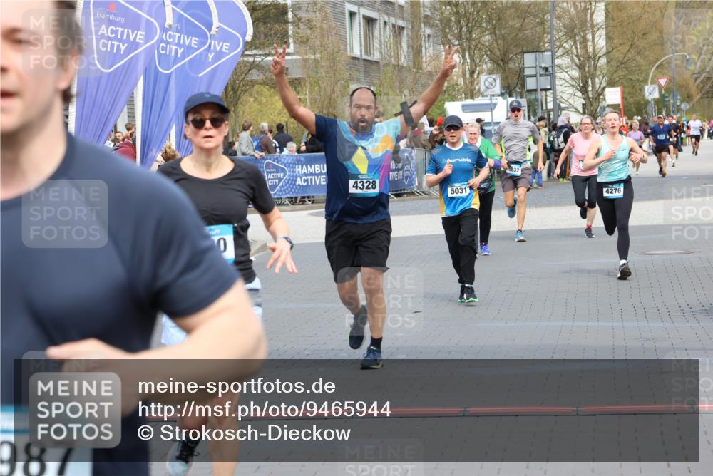 12.04.2026 - 45. Internationalen Wilhelmsburger Insellauf Strokosch-Dieckow http://msf.ph/oto/9465944 12.04.2026 13:12:27 Ziel 4480, 4987, 2445, 4930, 2024, 4328, 4276, 5031 meine-sportfotos.de