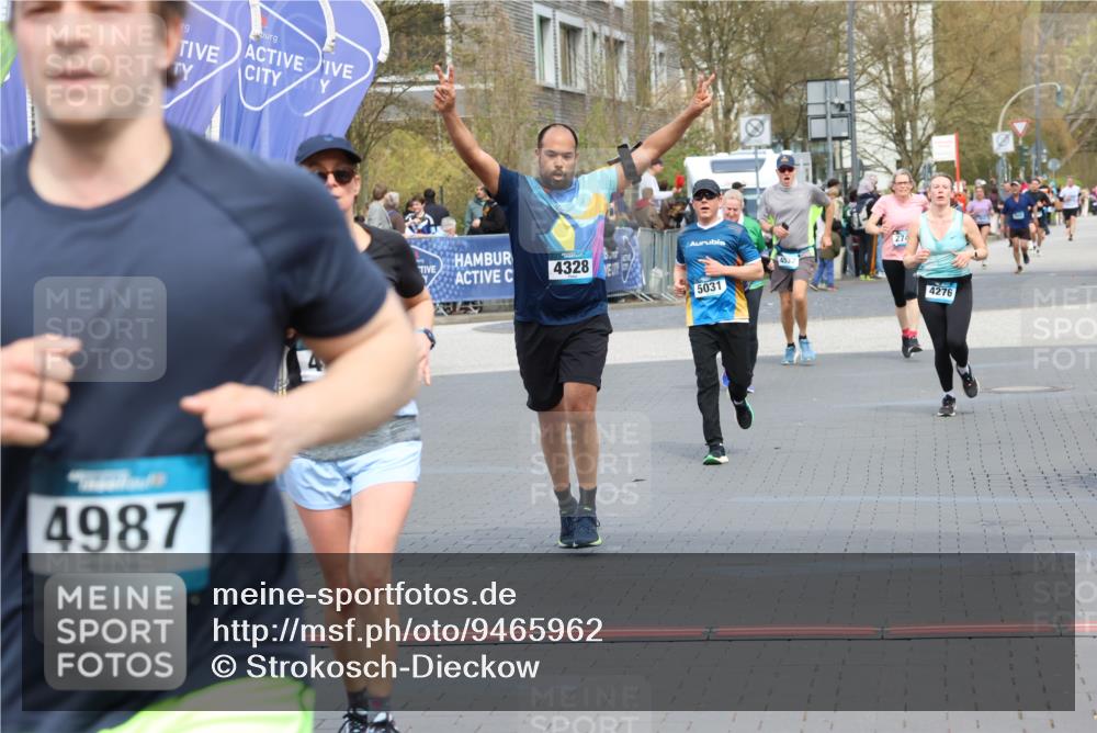 12.04.2026 - 45. Internationalen Wilhelmsburger Insellauf Strokosch-Dieckow http://msf.ph/oto/9465962 12.04.2026 13:12:27 Ziel 4480, 4987, 2445, 4930, 2024, 4328, 4276, 5031 meine-sportfotos.de