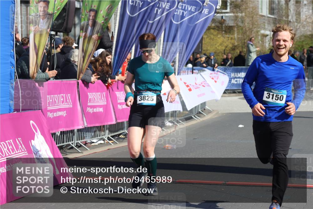 12.04.2026 - 45. Internationalen Wilhelmsburger Insellauf Strokosch-Dieckow http://msf.ph/oto/9465989 12.04.2026 10:59:13 Ziel 2989, 3825, 5615, 3150 meine-sportfotos.de