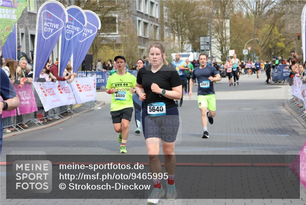 12.04.2026 - 45. Internationalen Wilhelmsburger Insellauf Strokosch-Dieckow http://msf.ph/oto/9465995 12.04.2026 13:12:22 Ziel 5402, 2136, 4683, 5640, 4480, 4987, 2445, 4930 meine-sportfotos.de