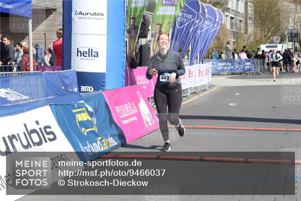 12.04.2026 - 45. Internationalen Wilhelmsburger Insellauf Strokosch-Dieckow http://msf.ph/oto/9466037 12.04.2026 11:16:47 Ziel 4497 meine-sportfotos.de