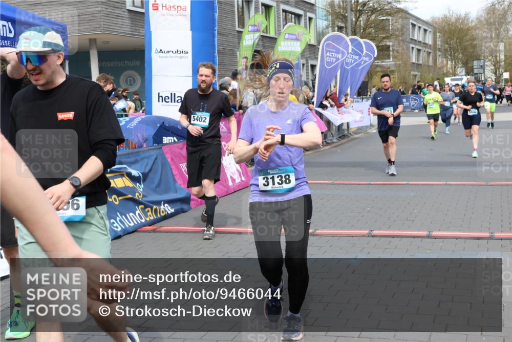 12.04.2026 - 45. Internationalen Wilhelmsburger Insellauf Strokosch-Dieckow http://msf.ph/oto/9466044 12.04.2026 13:12:19 Ziel 2396, 3079, 3138, 5402, 2136, 4683, 5640, 4480 meine-sportfotos.de