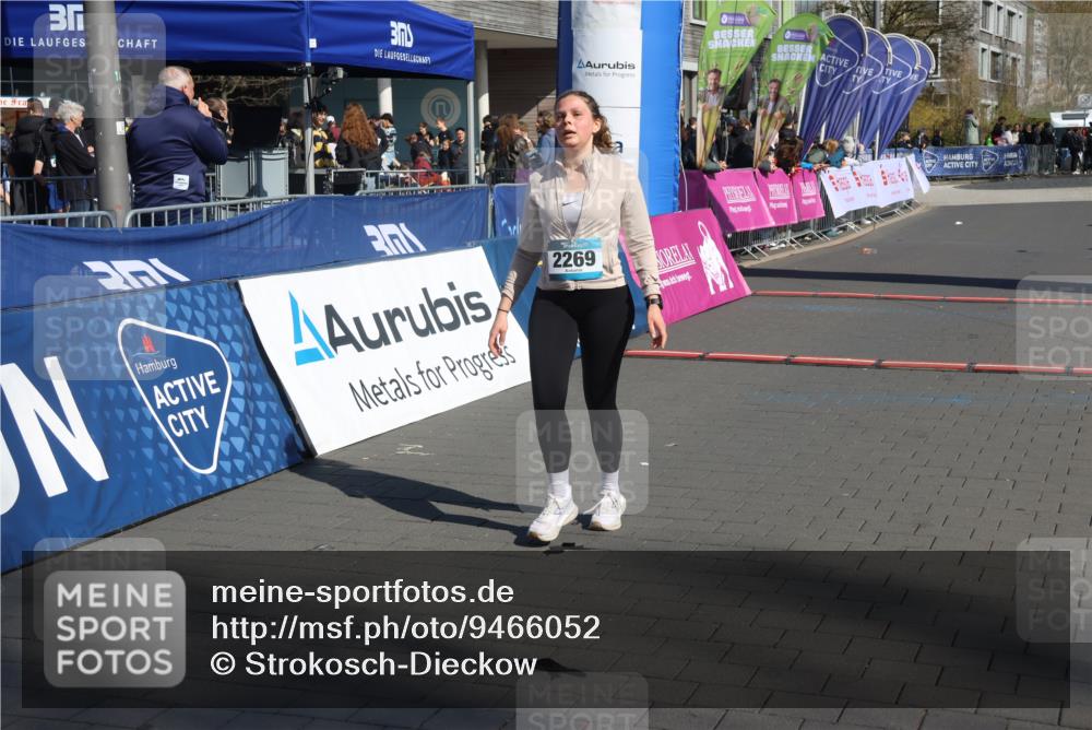 12.04.2026 - 45. Internationalen Wilhelmsburger Insellauf Strokosch-Dieckow http://msf.ph/oto/9466052 12.04.2026 10:59:21 Ziel 2269 meine-sportfotos.de