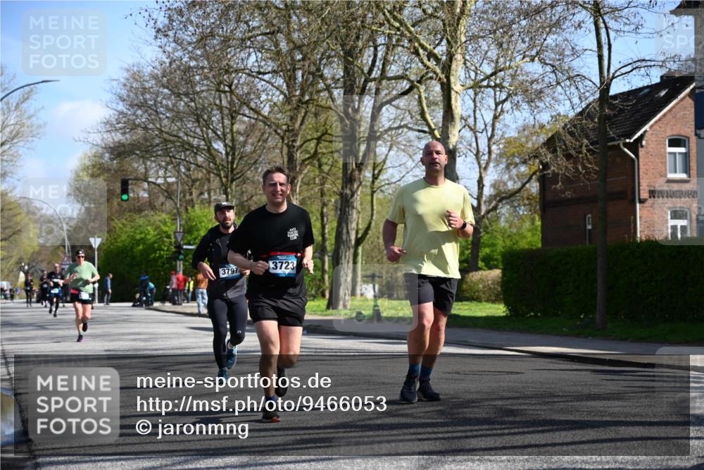 12.04.2026 - 45. Internationalen Wilhelmsburger Insellauf J. Mangold http://msf.ph/oto/9466053 12.04.2026 10:59:50 Ziel 4101, 2529, 3194, 3367, 3468, 2665, 2988, 4289, 3723, 3797, 3727, 2166, 2977, 4107, 4152, 4152, 2646, 4991, 4993, 3953 meine-sportfotos.de