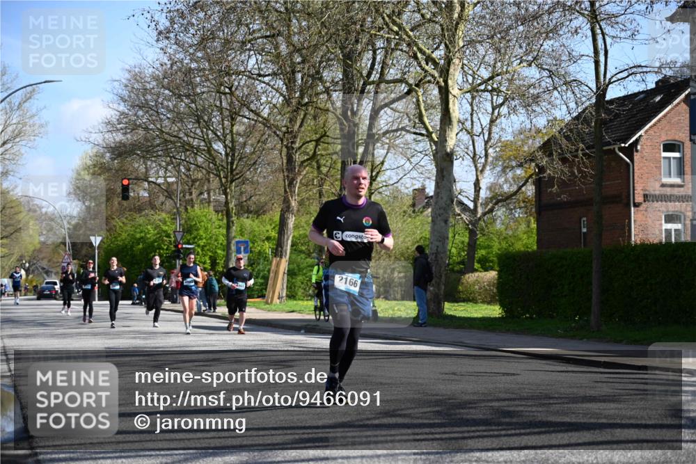 12.04.2026 - 45. Internationalen Wilhelmsburger Insellauf J. Mangold http://msf.ph/oto/9466091 12.04.2026 11:00:01 Ziel 3367, 3468, 2665, 2988, 4289, 3723, 3797, 3727, 2166, 2977, 4107, 4152, 2646, 4991, 4993, 3953, 3953, 3373, 4632, 2389 meine-sportfotos.de