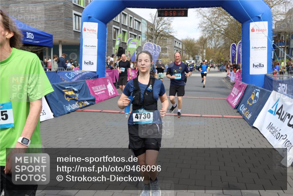 12.04.2026 - 45. Internationalen Wilhelmsburger Insellauf Strokosch-Dieckow http://msf.ph/oto/9466096 12.04.2026 13:12:13 Ziel 4730, 3969, 3055, 4664, 2396, 3079, 3138 meine-sportfotos.de