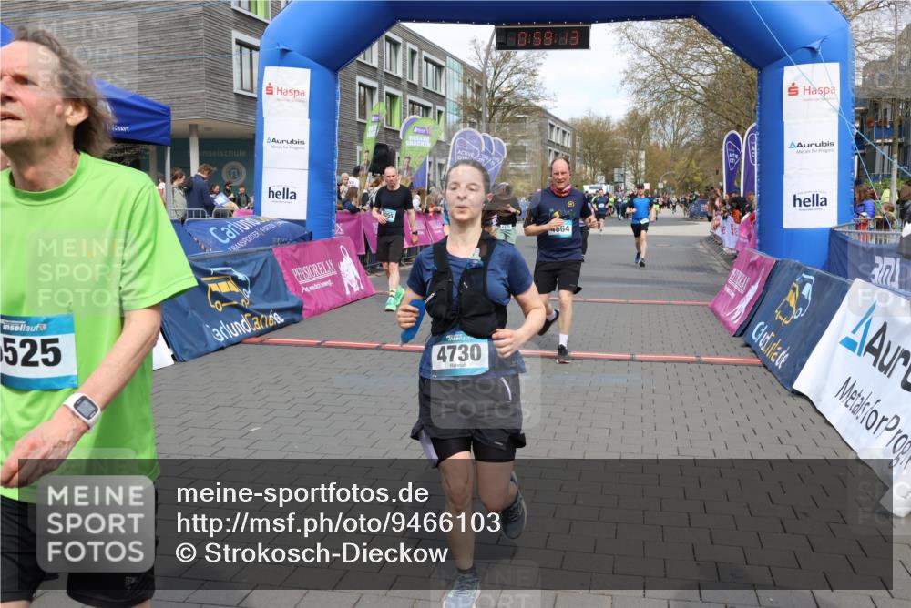 12.04.2026 - 45. Internationalen Wilhelmsburger Insellauf Strokosch-Dieckow http://msf.ph/oto/9466103 12.04.2026 13:12:13 Ziel 4730, 3969, 3055, 4664, 2396, 3079, 3138 meine-sportfotos.de