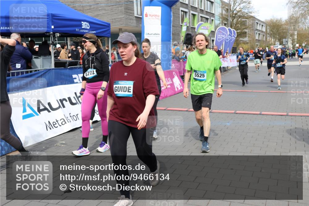 12.04.2026 - 45. Internationalen Wilhelmsburger Insellauf Strokosch-Dieckow http://msf.ph/oto/9466134 12.04.2026 13:12:10 Ziel 2084, 5772, 3733, 4730, 3969, 3055, 4664 meine-sportfotos.de