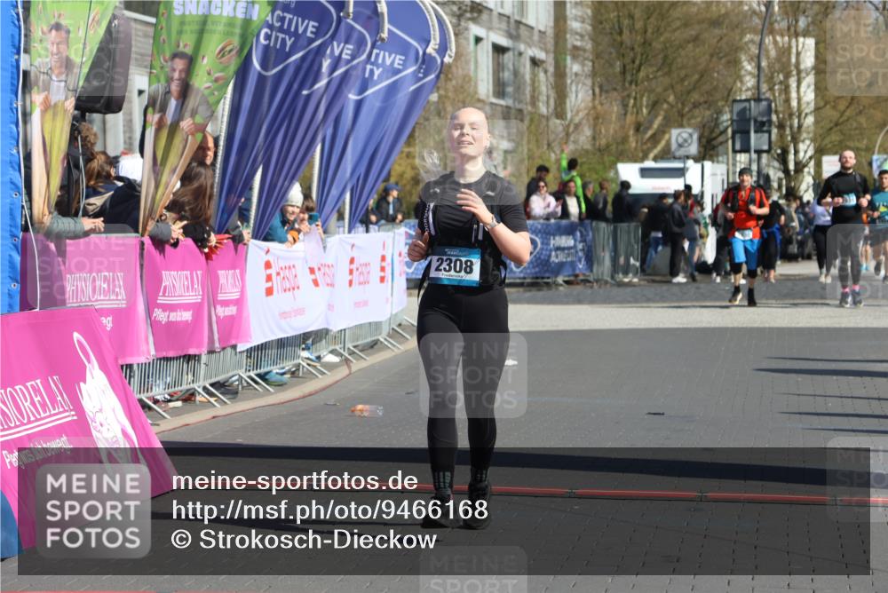 12.04.2026 - 45. Internationalen Wilhelmsburger Insellauf Strokosch-Dieckow http://msf.ph/oto/9466168 12.04.2026 10:59:47 Ziel 2308 meine-sportfotos.de