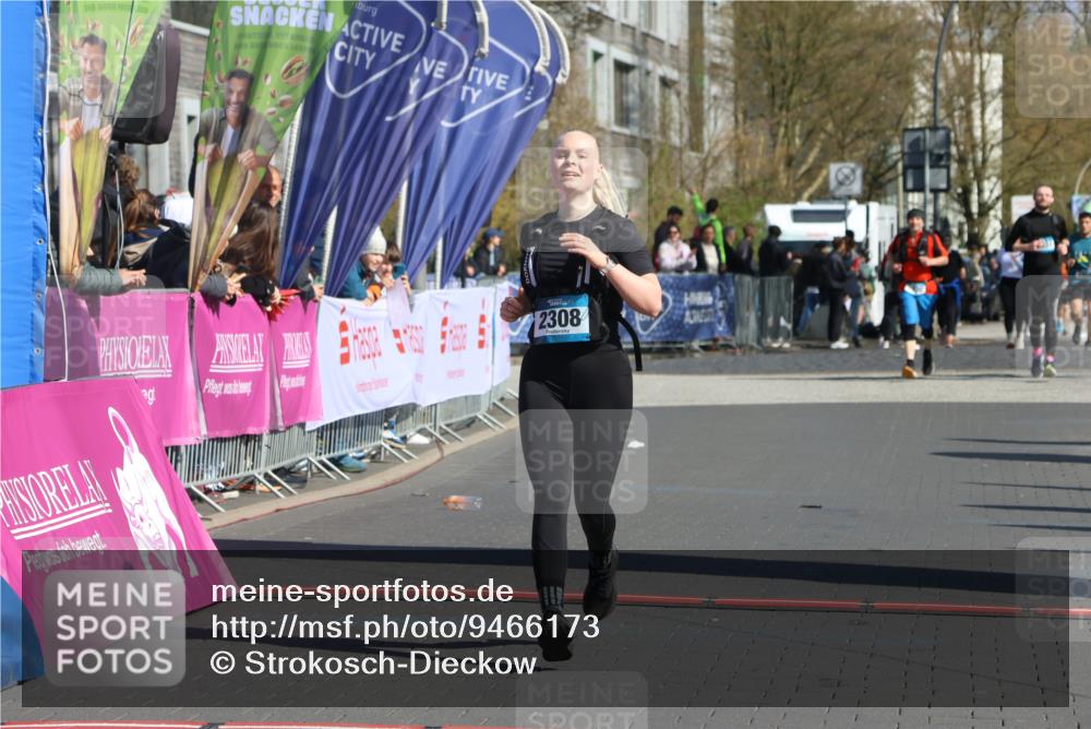 12.04.2026 - 45. Internationalen Wilhelmsburger Insellauf Strokosch-Dieckow http://msf.ph/oto/9466173 12.04.2026 10:59:47 Ziel 2308 meine-sportfotos.de