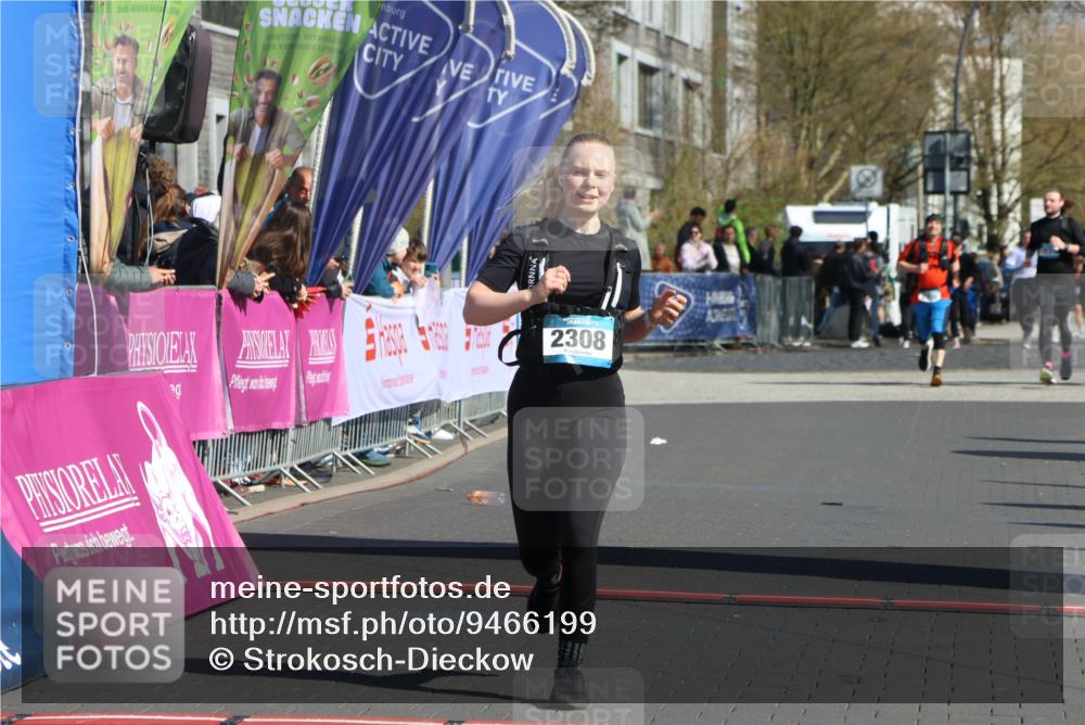 12.04.2026 - 45. Internationalen Wilhelmsburger Insellauf Strokosch-Dieckow http://msf.ph/oto/9466199 12.04.2026 10:59:47 Ziel 2308 meine-sportfotos.de
