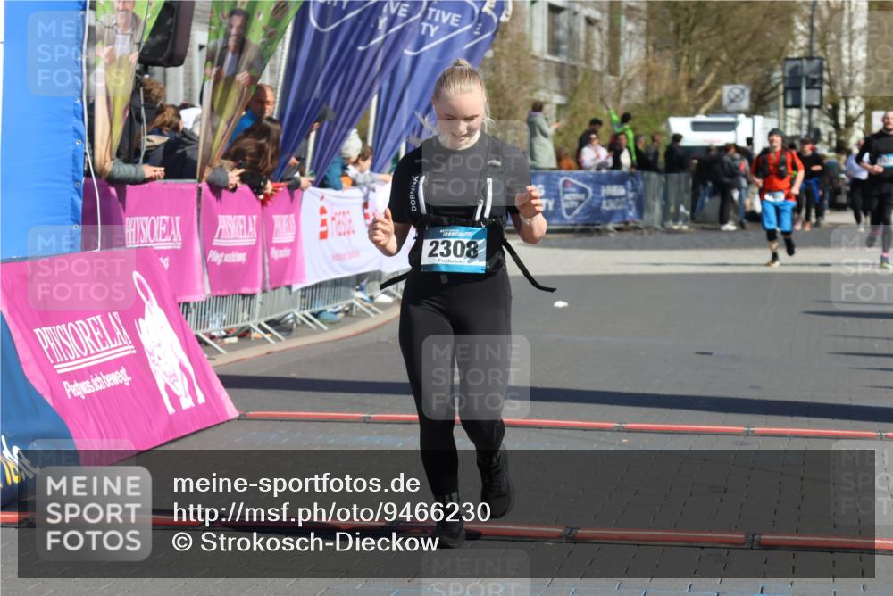 12.04.2026 - 45. Internationalen Wilhelmsburger Insellauf Strokosch-Dieckow http://msf.ph/oto/9466230 12.04.2026 10:59:48 Ziel 2308 meine-sportfotos.de