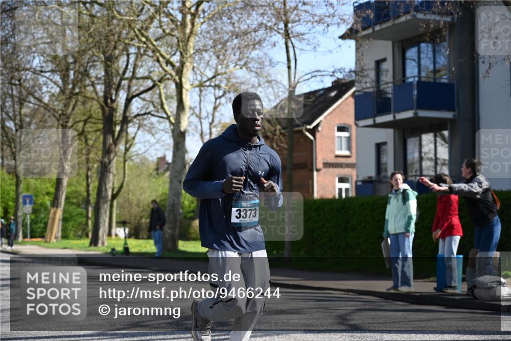 12.04.2026 - 45. Internationalen Wilhelmsburger Insellauf J. Mangold http://msf.ph/oto/9466244 12.04.2026 11:00:28 Ziel 2646, 4991, 4993, 3953, 3373, 4632, 2389, 3725, 5581, 3463 meine-sportfotos.de