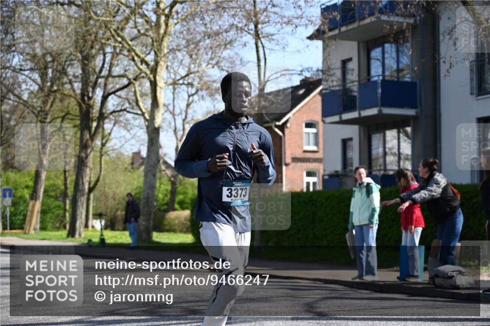 12.04.2026 - 45. Internationalen Wilhelmsburger Insellauf J. Mangold http://msf.ph/oto/9466247 12.04.2026 11:00:28 Ziel 2646, 4991, 4993, 3953, 3373, 4632, 2389, 3725, 5581, 3463 meine-sportfotos.de