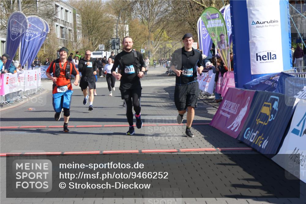 12.04.2026 - 45. Internationalen Wilhelmsburger Insellauf Strokosch-Dieckow http://msf.ph/oto/9466252 12.04.2026 10:59:56 Ziel 5419, 2931, 2930, 4004, 2858 meine-sportfotos.de