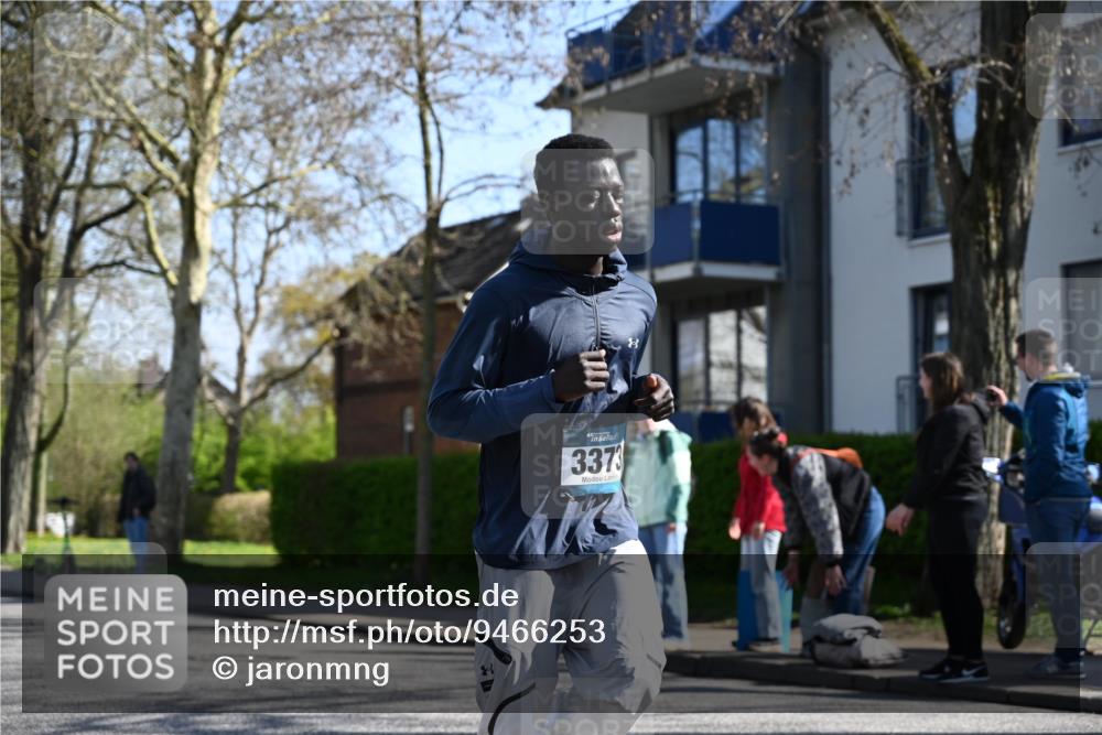 12.04.2026 - 45. Internationalen Wilhelmsburger Insellauf J. Mangold http://msf.ph/oto/9466253 12.04.2026 11:00:28 Ziel 2646, 4991, 4993, 3953, 3373, 4632, 2389, 3725, 5581, 3463 meine-sportfotos.de