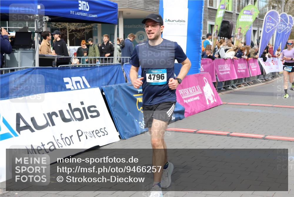 12.04.2026 - 45. Internationalen Wilhelmsburger Insellauf Strokosch-Dieckow http://msf.ph/oto/9466257 12.04.2026 13:11:52 Ziel 4796, 2461, 4810, 3994, 4558, 3573 meine-sportfotos.de
