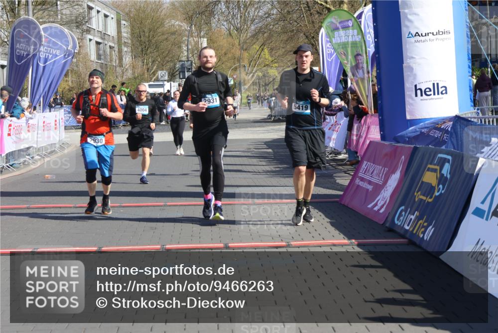 12.04.2026 - 45. Internationalen Wilhelmsburger Insellauf Strokosch-Dieckow http://msf.ph/oto/9466263 12.04.2026 10:59:56 Ziel 5419, 2931, 2930, 4004, 2858 meine-sportfotos.de