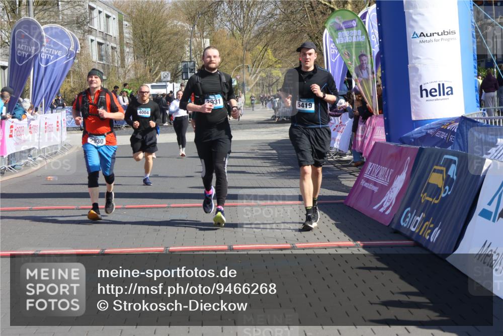 12.04.2026 - 45. Internationalen Wilhelmsburger Insellauf Strokosch-Dieckow http://msf.ph/oto/9466268 12.04.2026 10:59:56 Ziel 5419, 2931, 2930, 4004, 2858 meine-sportfotos.de