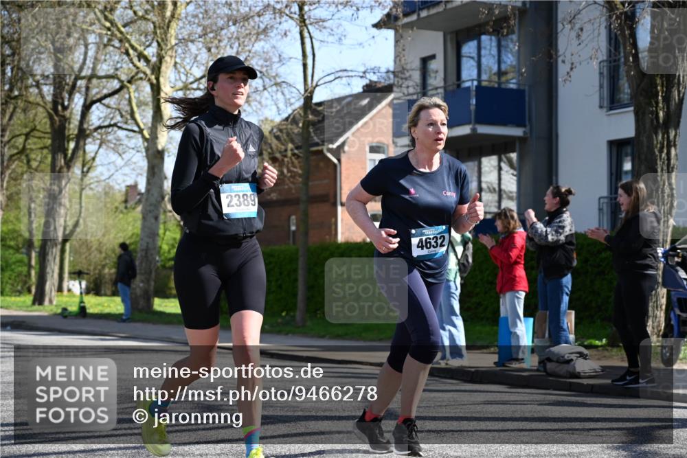 12.04.2026 - 45. Internationalen Wilhelmsburger Insellauf J. Mangold http://msf.ph/oto/9466278 12.04.2026 11:00:33 Ziel 3953, 3373, 4632, 2389, 3725, 5581, 5581, 3463, 2229, 3660 meine-sportfotos.de