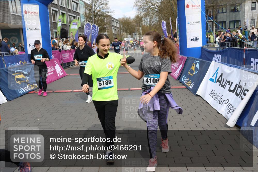 12.04.2026 - 45. Internationalen Wilhelmsburger Insellauf Strokosch-Dieckow http://msf.ph/oto/9466291 12.04.2026 13:11:48 Ziel 5180, 3101, 3734, 4796 meine-sportfotos.de