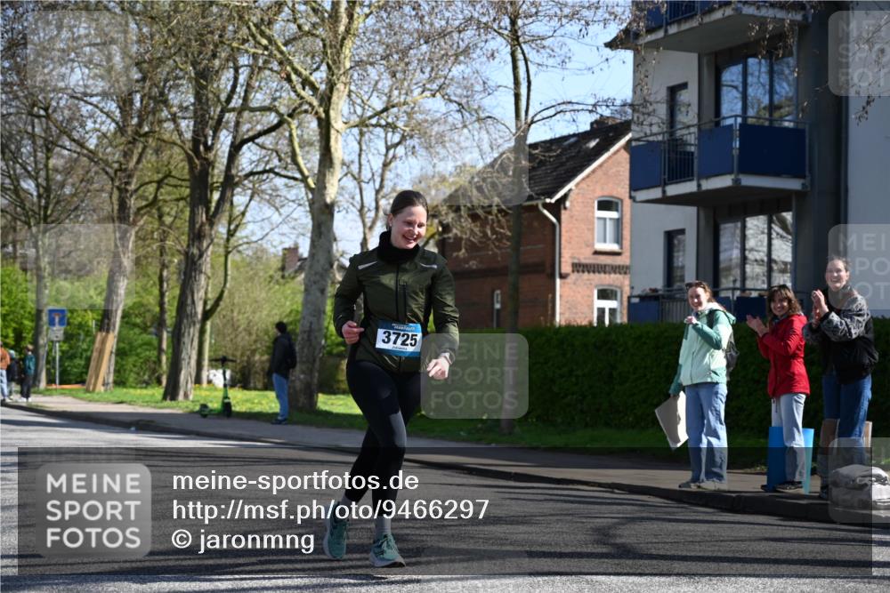 12.04.2026 - 45. Internationalen Wilhelmsburger Insellauf J. Mangold http://msf.ph/oto/9466297 12.04.2026 11:00:36 Ziel 3953, 3373, 4632, 2389, 3725, 5581, 3463, 2229, 3660, 2880 meine-sportfotos.de