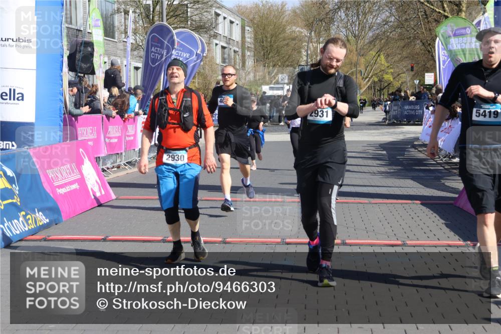 12.04.2026 - 45. Internationalen Wilhelmsburger Insellauf Strokosch-Dieckow http://msf.ph/oto/9466303 12.04.2026 10:59:58 Ziel 5419, 2931, 2930, 4004, 2858, 5699, 5698 meine-sportfotos.de