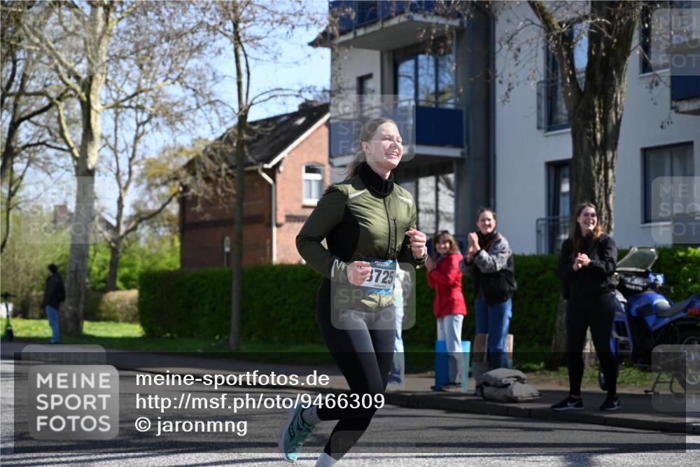 12.04.2026 - 45. Internationalen Wilhelmsburger Insellauf J. Mangold http://msf.ph/oto/9466309 12.04.2026 11:00:37 Ziel 3953, 3373, 4632, 2389, 3725, 5581, 3463, 2229, 3660, 2880 meine-sportfotos.de