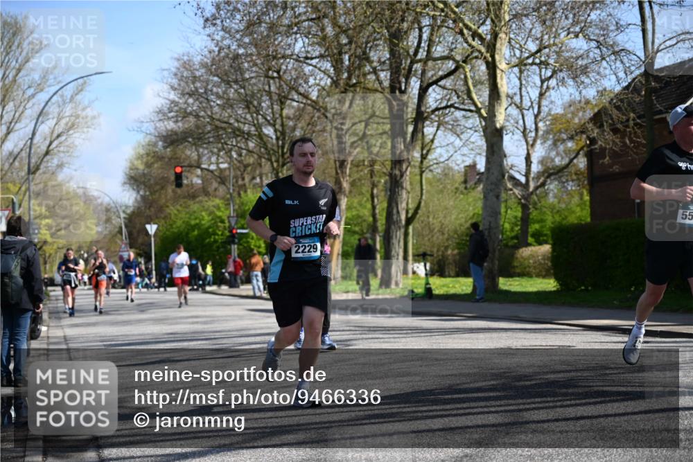12.04.2026 - 45. Internationalen Wilhelmsburger Insellauf J. Mangold http://msf.ph/oto/9466336 12.04.2026 11:00:58 Ziel 5581, 3463, 2229, 3660, 2880, 5298, 3358, 3347, 4703 meine-sportfotos.de