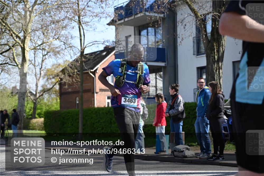 12.04.2026 - 45. Internationalen Wilhelmsburger Insellauf J. Mangold http://msf.ph/oto/9466343 12.04.2026 11:01:01 Ziel 5581, 3463, 2229, 3660, 2880, 5298, 3358, 3347, 4703 meine-sportfotos.de