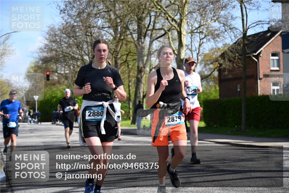 12.04.2026 - 45. Internationalen Wilhelmsburger Insellauf J. Mangold http://msf.ph/oto/9466375 12.04.2026 11:01:08 Ziel 5581, 3463, 2229, 3660, 2880, 5298, 3358, 3347, 4703, 2271, 3466 meine-sportfotos.de