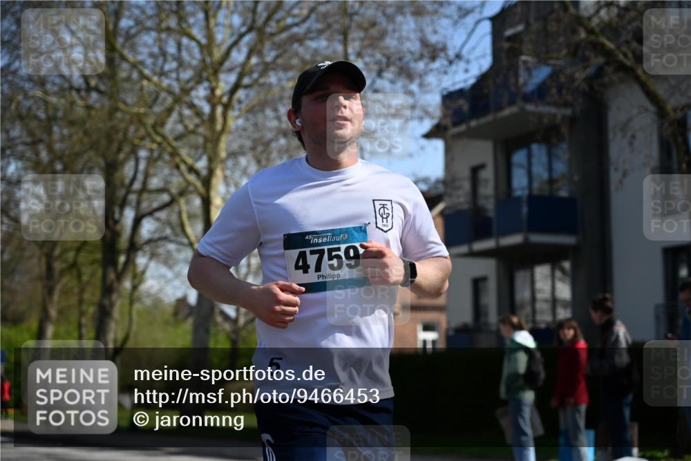 12.04.2026 - 45. Internationalen Wilhelmsburger Insellauf J. Mangold http://msf.ph/oto/9466453 12.04.2026 11:02:08 Ziel 2417, 5605, 4613, 3178, 4759, 4630, 4069, 2985, 3505, 3009, 2962, 2919, 2418, 2398, 4595, 4597, 4825, 2122, 3878, 2016 meine-sportfotos.de