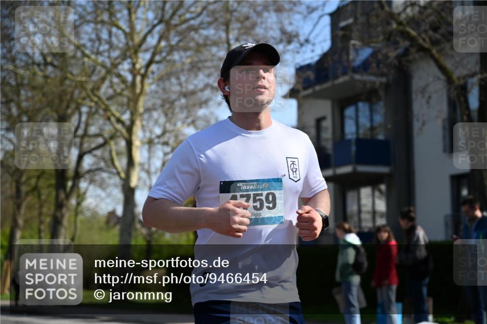 12.04.2026 - 45. Internationalen Wilhelmsburger Insellauf J. Mangold http://msf.ph/oto/9466454 12.04.2026 11:02:08 Ziel 2417, 5605, 4613, 3178, 4759, 4630, 4069, 2985, 3505, 3009, 2962, 2919, 2418, 2398, 4595, 4597, 4825, 2122, 3878, 2016 meine-sportfotos.de