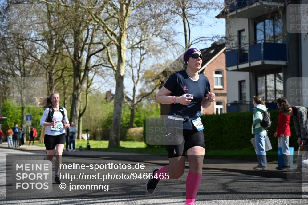 12.04.2026 - 45. Internationalen Wilhelmsburger Insellauf J. Mangold http://msf.ph/oto/9466465 12.04.2026 11:02:11 Ziel 5605, 4613, 3178, 4759, 4630, 4069, 2985, 3505, 3009, 2962, 2919, 2418, 2398, 4595, 4597, 4825, 2122, 3878, 2016, 3052 meine-sportfotos.de