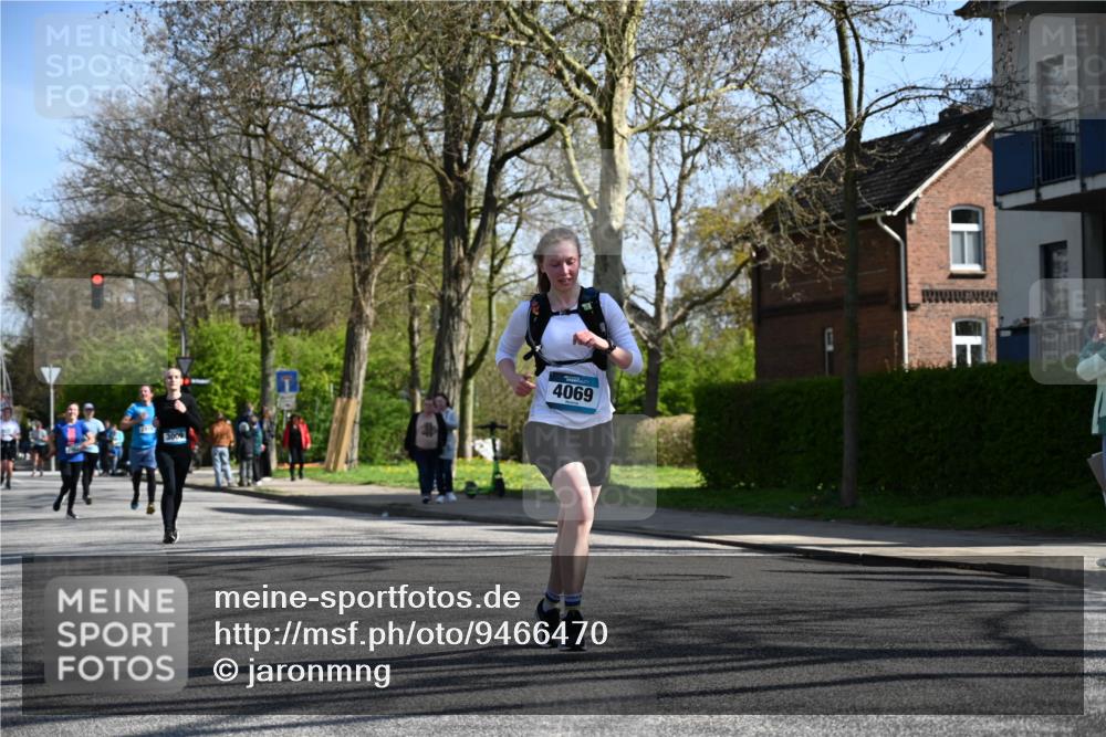12.04.2026 - 45. Internationalen Wilhelmsburger Insellauf J. Mangold http://msf.ph/oto/9466470 12.04.2026 11:02:12 Ziel 5605, 4613, 3178, 4759, 4630, 4069, 2985, 3505, 3009, 2962, 2919, 2418, 2398, 4595, 4597, 4825, 2122, 3878, 2016, 3052, 4513 meine-sportfotos.de