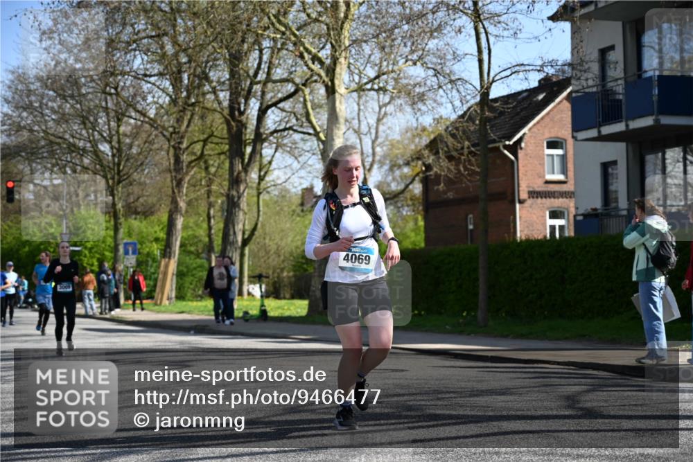 12.04.2026 - 45. Internationalen Wilhelmsburger Insellauf J. Mangold http://msf.ph/oto/9466477 12.04.2026 11:02:12 Ziel 5605, 4613, 3178, 4759, 4630, 4069, 2985, 3505, 3009, 2962, 2919, 2418, 2398, 4595, 4597, 4825, 2122, 3878, 2016, 3052, 4513 meine-sportfotos.de