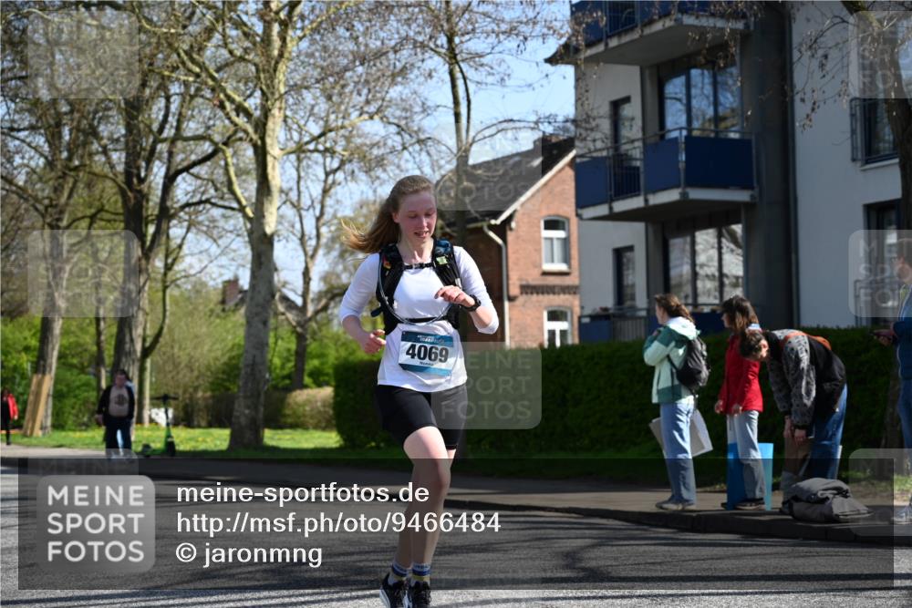 12.04.2026 - 45. Internationalen Wilhelmsburger Insellauf J. Mangold http://msf.ph/oto/9466484 12.04.2026 11:02:13 Ziel 5605, 4613, 3178, 4759, 4630, 4069, 2985, 3505, 3009, 2962, 2919, 2418, 2398, 4595, 4597, 4825, 2122, 2122, 3878, 2016, 3052, 4513 meine-sportfotos.de