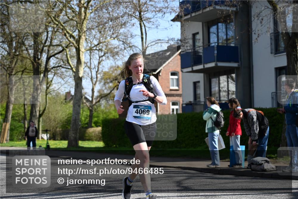 12.04.2026 - 45. Internationalen Wilhelmsburger Insellauf J. Mangold http://msf.ph/oto/9466485 12.04.2026 11:02:13 Ziel 5605, 4613, 3178, 4759, 4630, 4069, 2985, 3505, 3009, 2962, 2919, 2418, 2398, 4595, 4597, 4825, 2122, 2122, 3878, 2016, 3052, 4513 meine-sportfotos.de