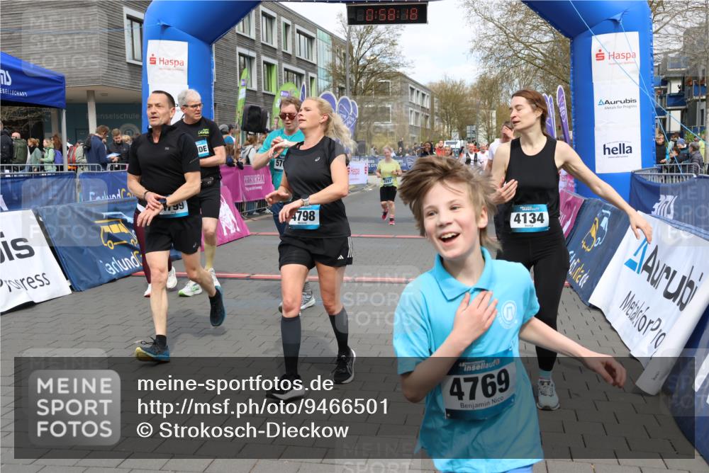 12.04.2026 - 45. Internationalen Wilhelmsburger Insellauf Strokosch-Dieckow http://msf.ph/oto/9466501 12.04.2026 13:11:18 Ziel 4769, 4798, 4134, 4799, 5681, 2897, 3462, 5160, 5768, 3243, 4916 meine-sportfotos.de