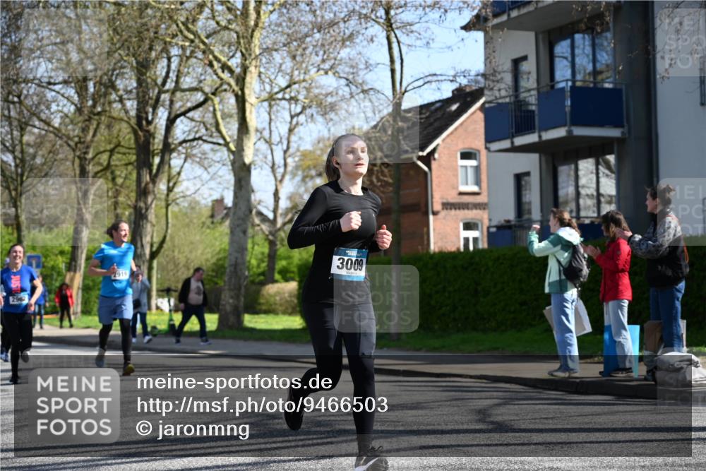 12.04.2026 - 45. Internationalen Wilhelmsburger Insellauf J. Mangold http://msf.ph/oto/9466503 12.04.2026 11:02:17 Ziel 4759, 4630, 4069, 2985, 3505, 3009, 2962, 2919, 2418, 2398, 4595, 4597, 4595, 4597, 4825, 2122, 3878, 2016, 2016, 3052, 4513, 2168 meine-sportfotos.de