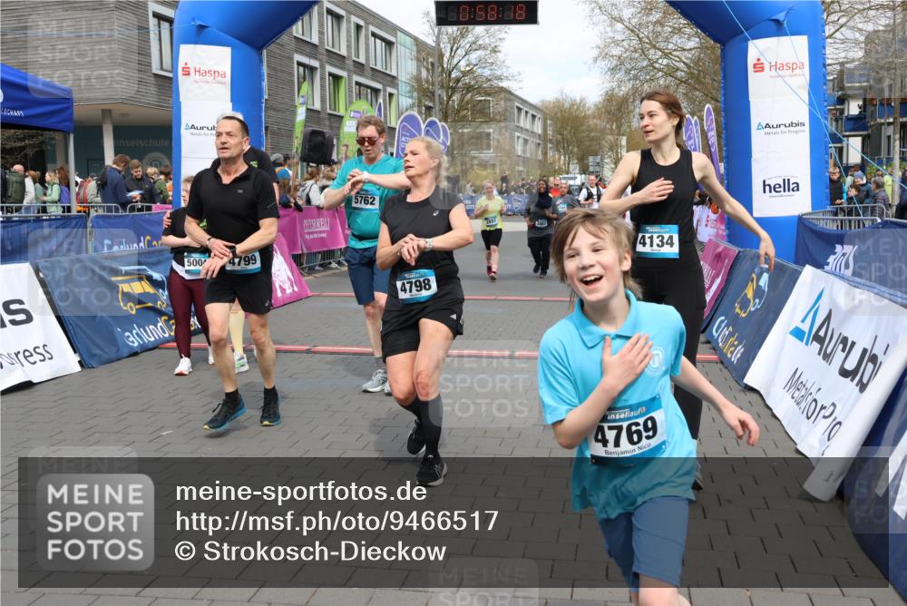 12.04.2026 - 45. Internationalen Wilhelmsburger Insellauf Strokosch-Dieckow http://msf.ph/oto/9466517 12.04.2026 13:11:18 Ziel 4769, 4798, 4134, 4799, 5681, 2897, 3462, 5160, 5768, 3243, 4916 meine-sportfotos.de