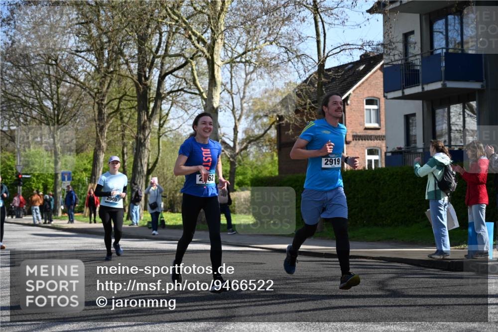 12.04.2026 - 45. Internationalen Wilhelmsburger Insellauf J. Mangold http://msf.ph/oto/9466522 12.04.2026 11:02:19 Ziel 4759, 4630, 4069, 2985, 3505, 3009, 2962, 2919, 2418, 2398, 4595, 4597, 4825, 4825, 2122, 3878, 2016, 3052, 4513, 2168, 3910 meine-sportfotos.de