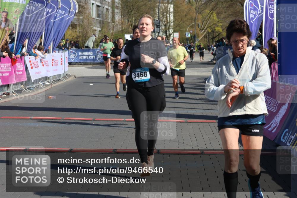 12.04.2026 - 45. Internationalen Wilhelmsburger Insellauf Strokosch-Dieckow http://msf.ph/oto/9466540 12.04.2026 11:00:20 Ziel 3367, 3468, 2665, 2988, 4289, 3723 meine-sportfotos.de