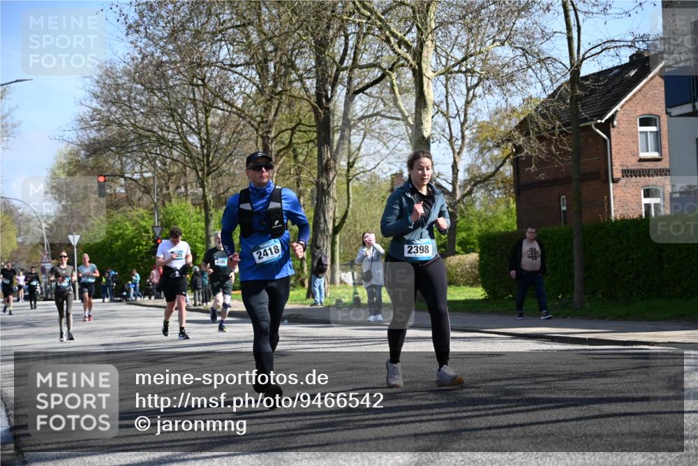 12.04.2026 - 45. Internationalen Wilhelmsburger Insellauf J. Mangold http://msf.ph/oto/9466542 12.04.2026 11:02:23 Ziel 4759, 4630, 4069, 2985, 3505, 3009, 2962, 2919, 2418, 2398, 4595, 4597, 4825, 2122, 3878, 2016, 3052, 4513, 2168, 3910, 3700, 3716, 3223, 4246 meine-sportfotos.de