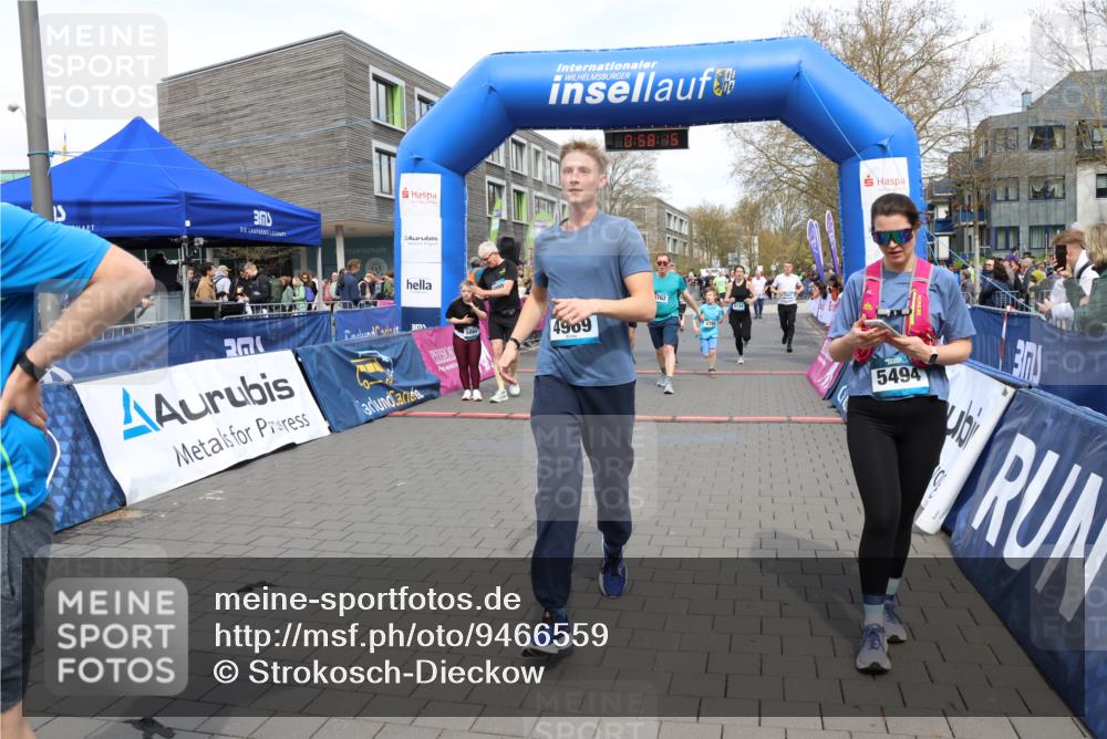 12.04.2026 - 45. Internationalen Wilhelmsburger Insellauf Strokosch-Dieckow http://msf.ph/oto/9466559 12.04.2026 13:11:15 Ziel 5004, 4969, 5762, 4769, 4798, 4134, 4799, 5681, 2897, 3462 meine-sportfotos.de