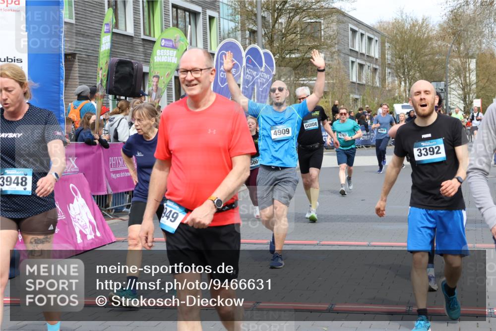12.04.2026 - 45. Internationalen Wilhelmsburger Insellauf Strokosch-Dieckow http://msf.ph/oto/9466631 12.04.2026 13:11:09 Ziel 3407, 3948, 3949, 4540, 2315, 5494, 4909, 5004, 4969, 5762 meine-sportfotos.de