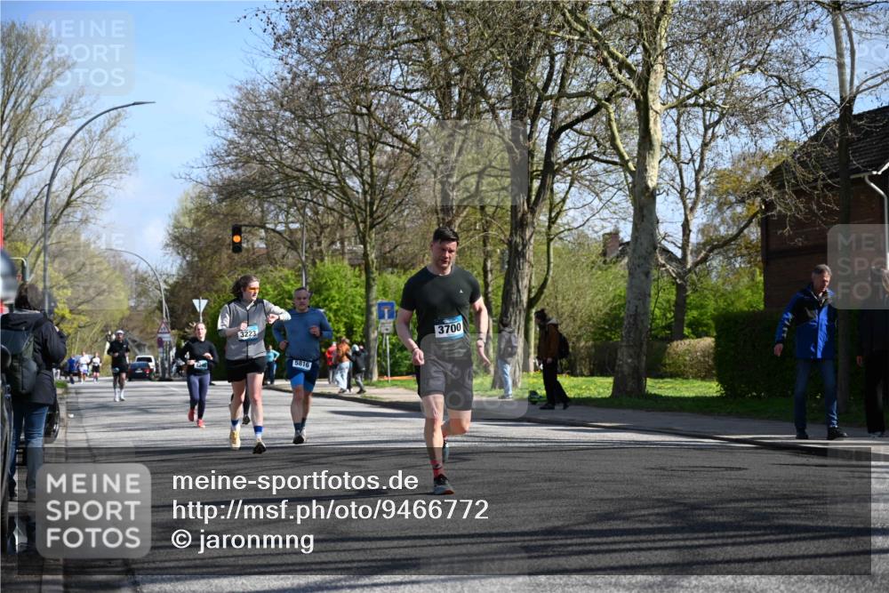 12.04.2026 - 45. Internationalen Wilhelmsburger Insellauf J. Mangold http://msf.ph/oto/9466772 12.04.2026 11:02:53 Ziel 2016, 3052, 4513, 2168, 3910, 3700, 3716, 3223, 4246, 4382, 5816, 3384, 2950, 5460, 5460, 4141, 2422 meine-sportfotos.de